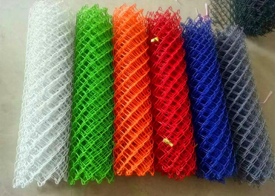 5mm Logam 4 Kaki Rantai Tautan Pagar Pvc Diamond Mesh Anggar Permukaan Halus