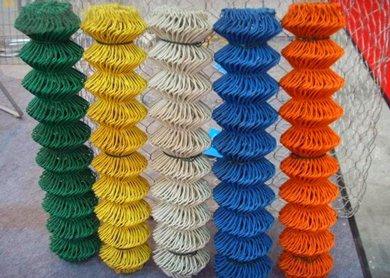5mm Logam 4 Kaki Rantai Tautan Pagar Pvc Diamond Mesh Anggar Permukaan Halus