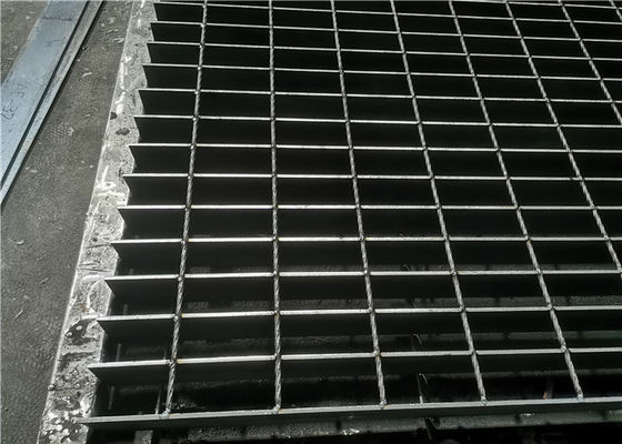 25x5 Lantai Catwalk Logam Galvanis Platform Industri Q345