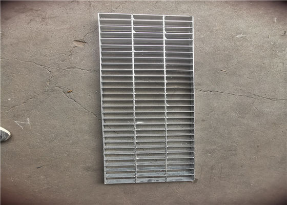 Bahan Bangunan Steel Driveway Grates Grating 100X8mm Electrolytic Polishing