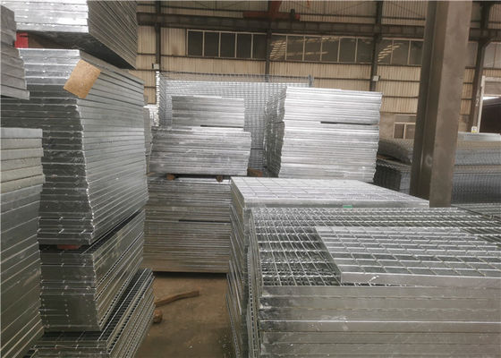 Tangga Stainless Galvanis Tapak Steel Grating Catwalk Q235 305mm Lebar