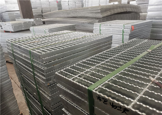 6mm Baja Karbon Hot Dip Galvanized Steel Grating I Type Sheet
