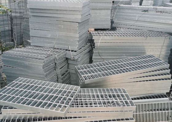 Electro Galvanized Swage Locked Grating Q235 Grate Metal Sheet