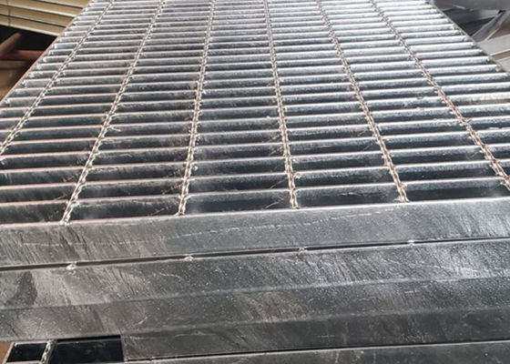 Platform Kisi Baja Dilas Standar AS 6mm Untuk Penutup Tiriskan Menara Tinggi