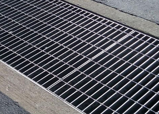 Platform Konstruksi Catwalk Steel Grating 20mm Hot Dipped Galvanized