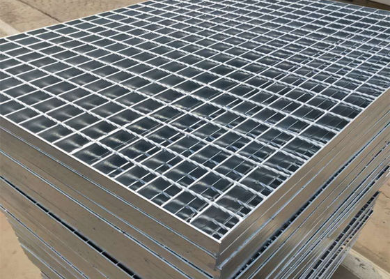 Perlindungan Karat Kisi Baja Dilas 32x5mm Persegi Bergerigi Non Slip