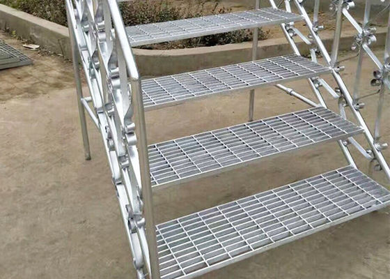 Anti Karat Anti Slip Steel Grating 100mm Gaya Bergerigi Hot Dip Galvanis
