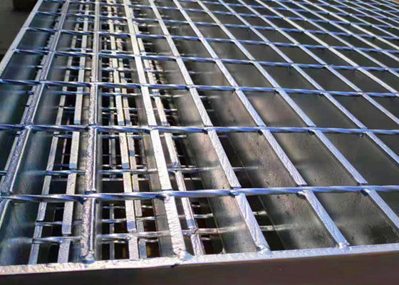 Platform Luar Ruangan Catwalk Steel Grating 1000x1000 Mm Stainless Steel 304