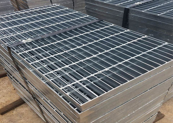 Anti Skid Q345 Welded Steel Grating 1250mm Lebar Hot Dip Galvanis