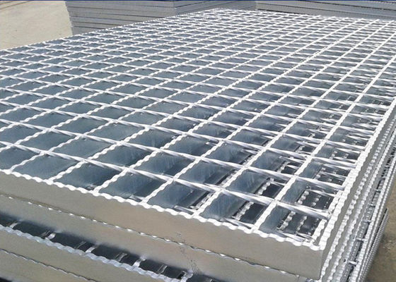 Anti Skid Q345 Welded Steel Grating 1250mm Lebar Hot Dip Galvanis