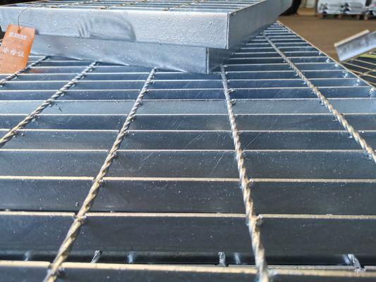 Skid Proof Hot Dip Galvanized Steel Grating