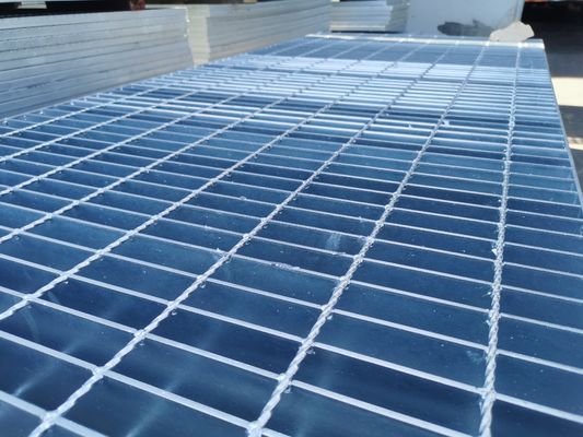 32 * 3mm Workshop Weld Stair Tapak Steel Grating Skid Proof Anti Ledakan