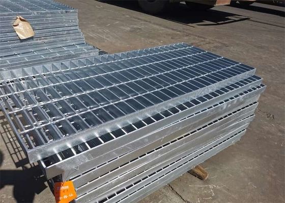 SGS Industri Baja Karbon Bergerigi Bar Grating Hot Dip Galvanis