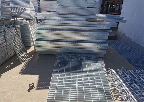 304 SS 316SS Carbon Steel Driveway Grating Grating 12m Panjang Kekuatan Tinggi