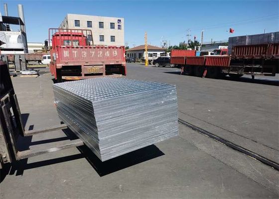 Skid Proof Carbon Steel Driveway Drainage Grates 65x5mm Floor Walkway