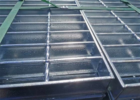 Pabrik Kimia Hot Dip Galvanized Steel Grating 1m Lembaran Bergerigi