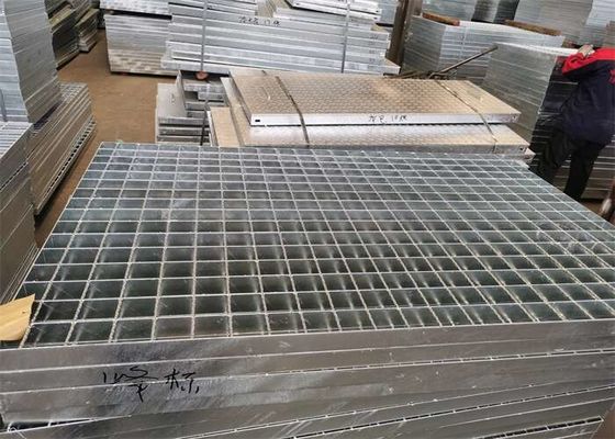 3 X 25mm Heavy Duty Galvanized Floor Grating Bahan Bangunan Logam