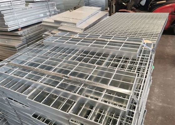 SGS Industri Baja Karbon Bergerigi Bar Grating Hot Dip Galvanis