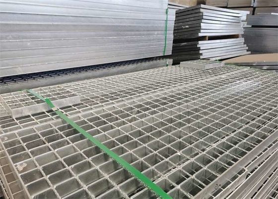 ISO9001 Silver Color Steel Driveway Grates Grating Untuk Jalan Flyover