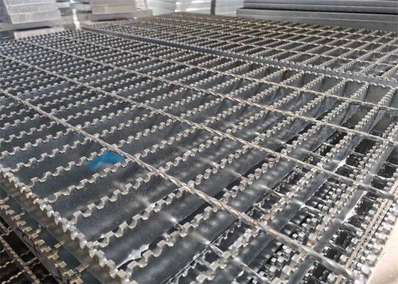 Skid Proof Bar Grating Tapak 5mm Tebal Metal Drain Grate Pressure Resistance