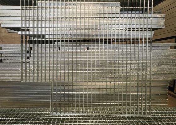 Platform Kisi Jalan Aluminium Anti Korosi Untuk Pagar Pembatas Jalan Raya