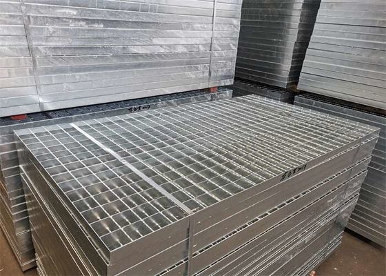 ISO9001 Silver Color Steel Driveway Grates Grating Untuk Jalan Flyover