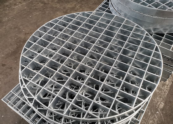 Outdoor Round Cover Galvanized Drainage Grates S304 Pressure Locked