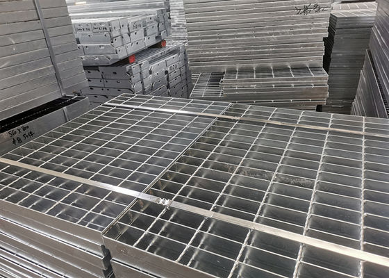 9mm Tebal Welded Steel Bar Grating Hot Dipped Galvanized High Strength