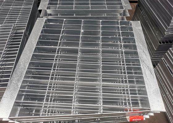 9mm Tebal Welded Steel Bar Grating Hot Dipped Galvanized High Strength