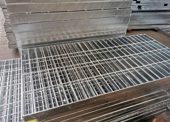 600mm Tempat Parkir Galvanized Drain Grate