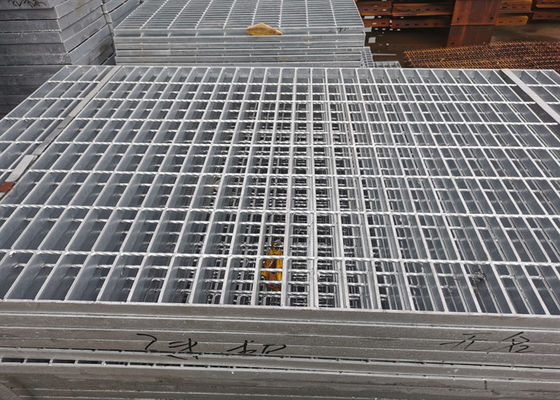 Konstruksi Jembatan Drainase Galvanized Drain Grate Q345 Baja Karbon Rendah