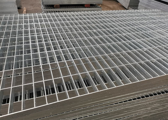 Q235 Bergigi Flat Steel Galvanized Parit Grates Tahan Karat