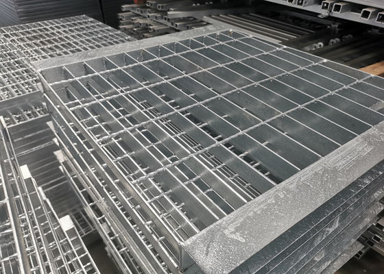 Q235 Bergigi Flat Steel Galvanized Parit Grates Tahan Karat