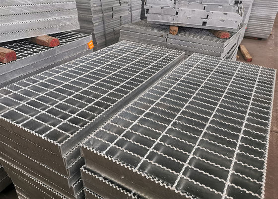 SS316 Skid Proof Galvanized Steel Grating Platform Untuk Membangun Trotoar