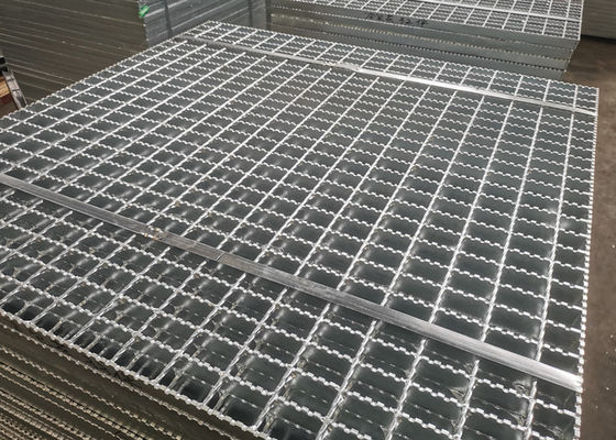 Hot Dip Galvanized Platform Steel Grating Q345 Anti Korosif Untuk Pembangkit Listrik