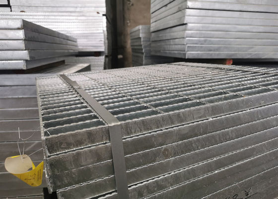 Karat Bukti Q235 Hot Dip Galvanized Steel Grating