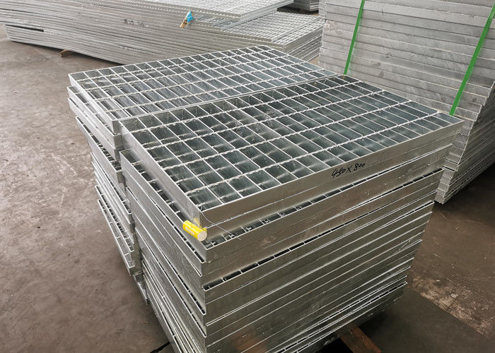 6cm Tebal Anti Skid Galvanized Drain Grate Perlindungan Korosi Untuk Galangan Kapal