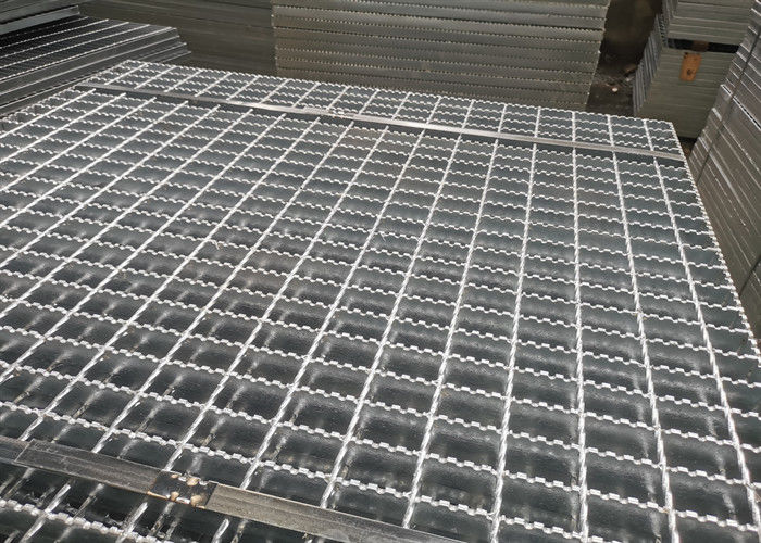 Q235 Steel Anti Karat Metal Grating Platform Flat Bar Type 7mm Tebal
